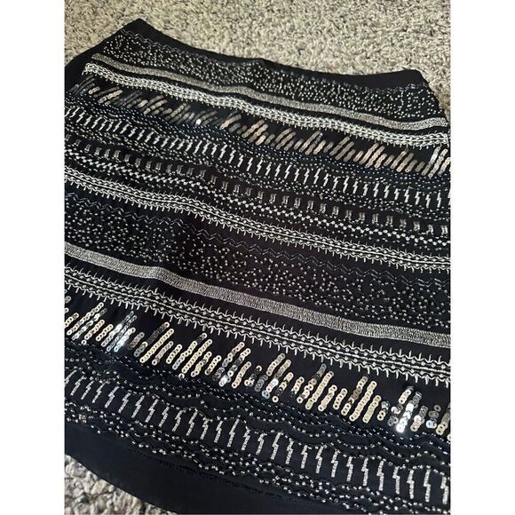 H&M sexy flirty, lightweight black mini with sequins and beads has a slip lining - Picture 12 of 12